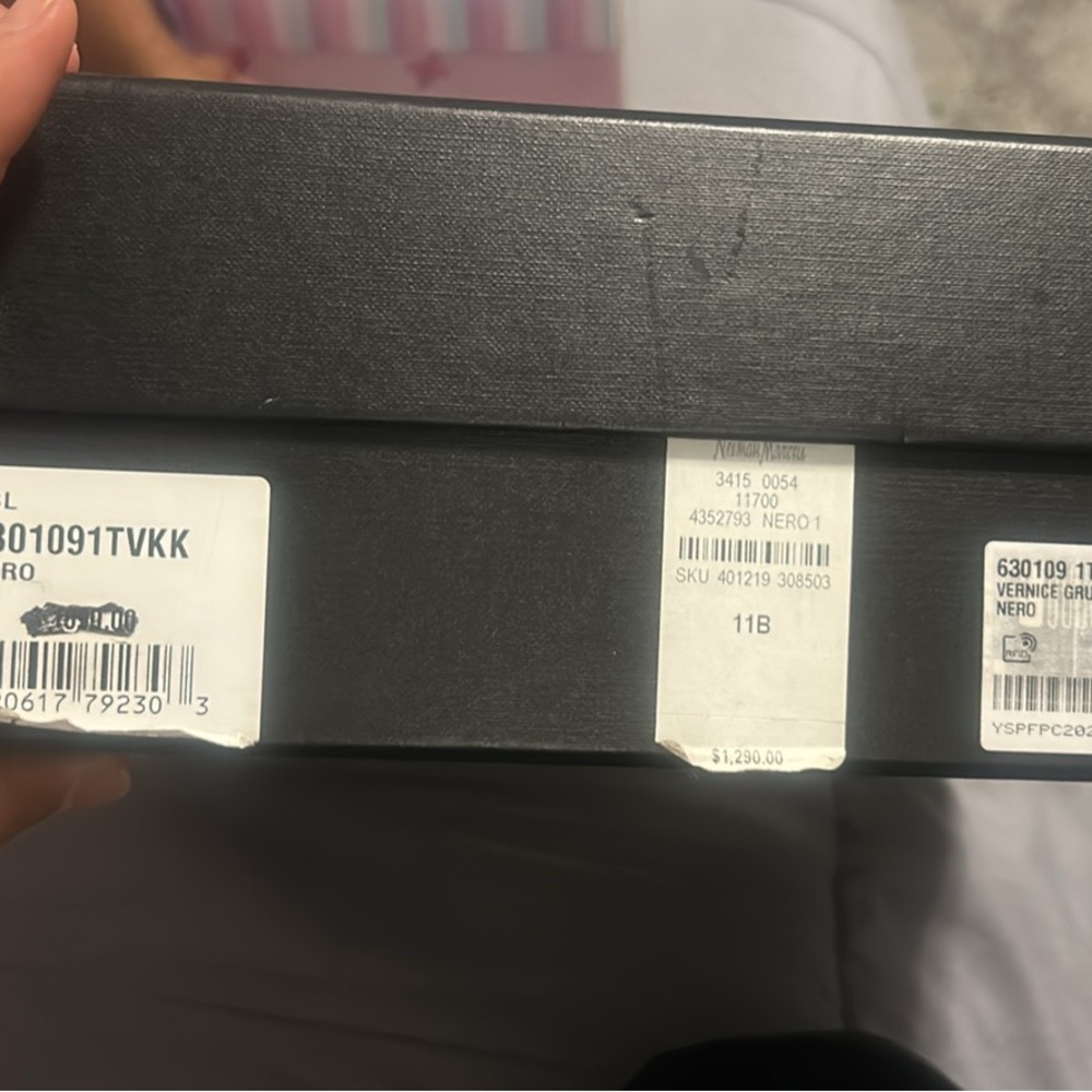 Saint Laurent Black Leather Sandals - Picture 6 of 7